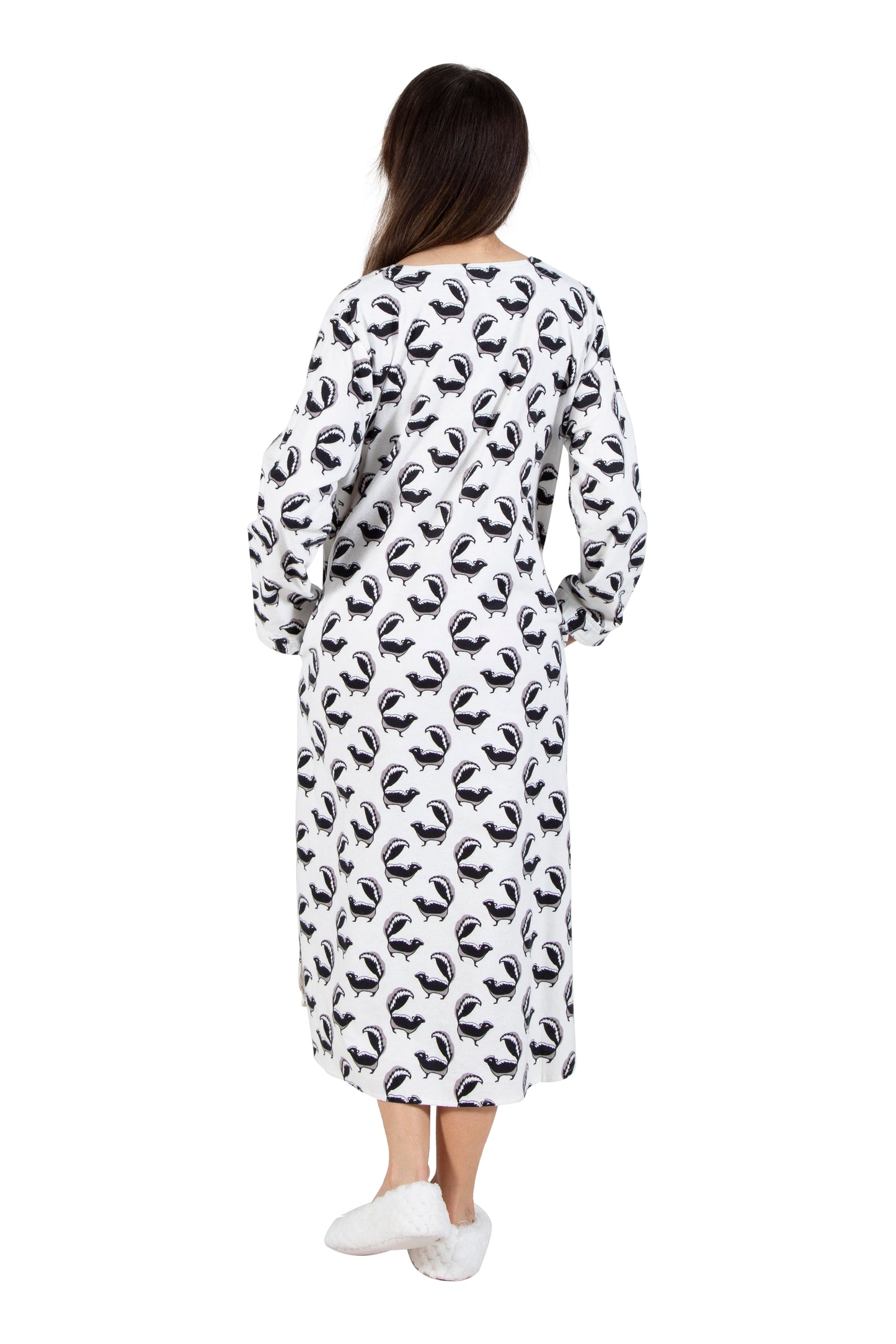 Whimsical Skunk Flannel Henley Night Shirt - La Cera