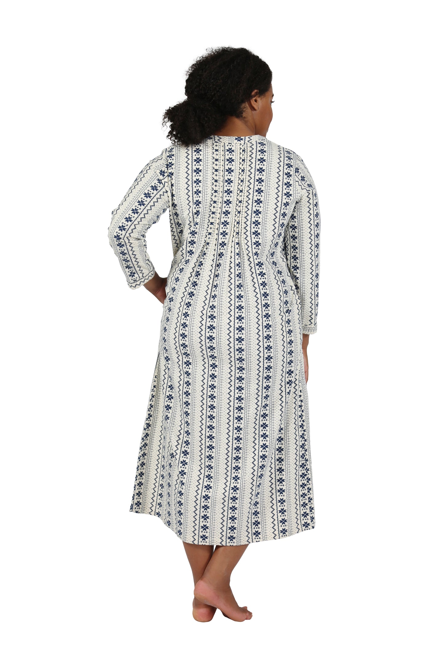 Plus Size Printed Flannel Nightgown With Release Pleats - La Cera