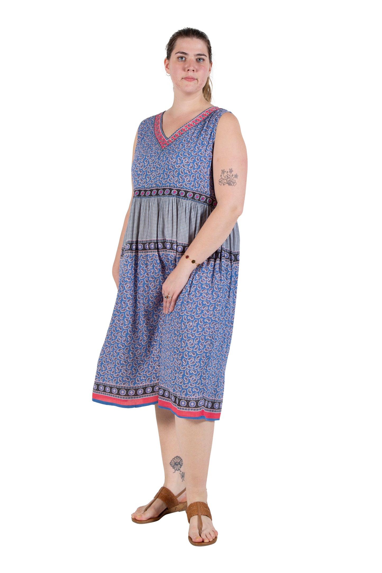Vestido con estampado de borde de cintura imperio y escote en V de talla grande