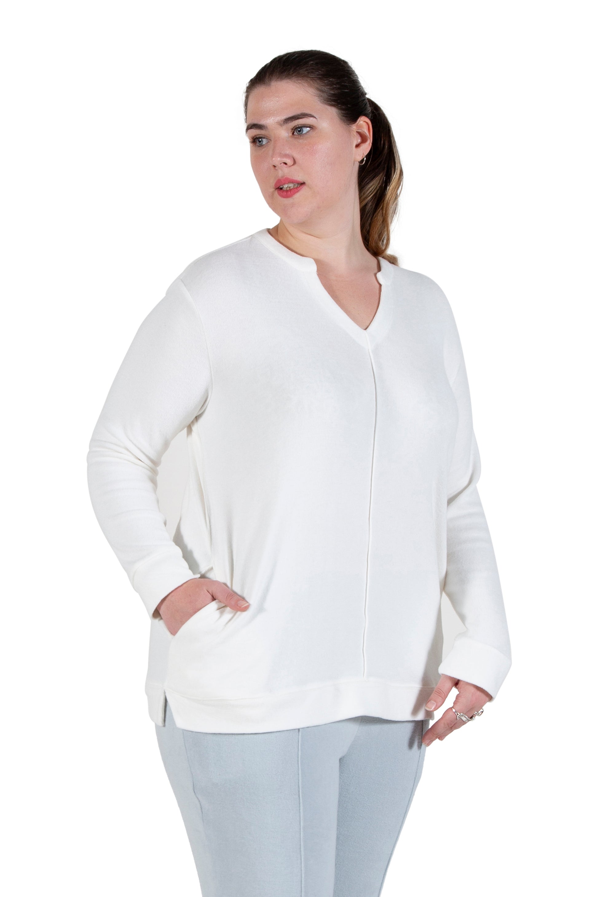 Plus Size Comfort Luxe Collection Cozy Knit V- Neck Tunic - La Cera