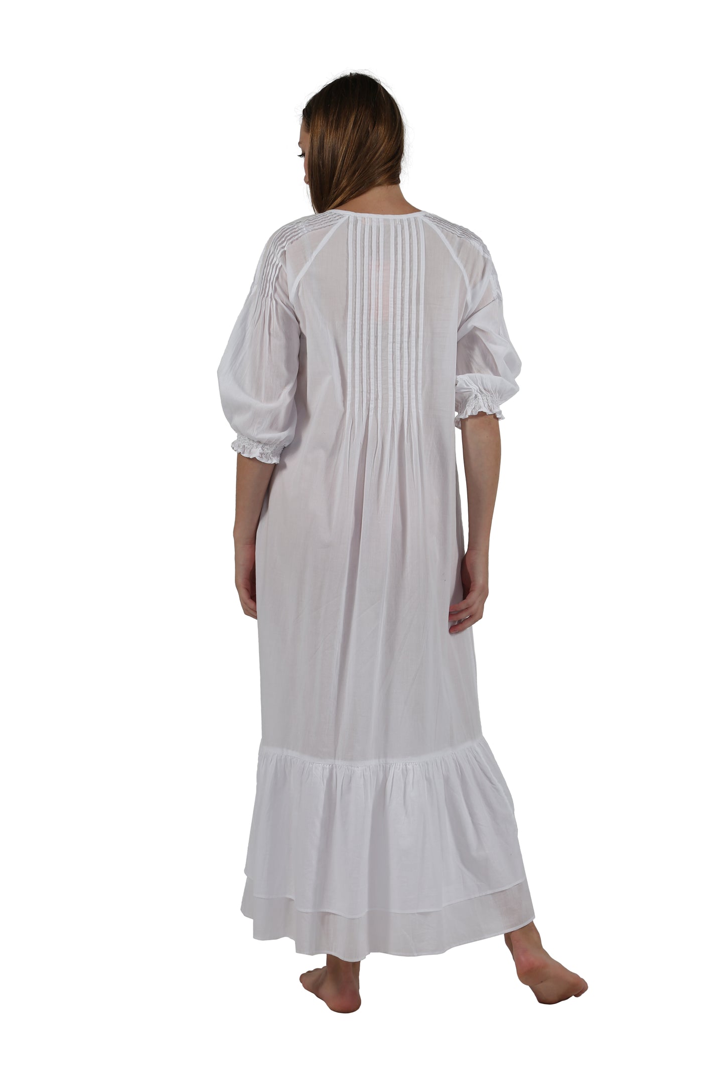 100% Cotton Embroidered Long Sleeve Gown - La Cera
