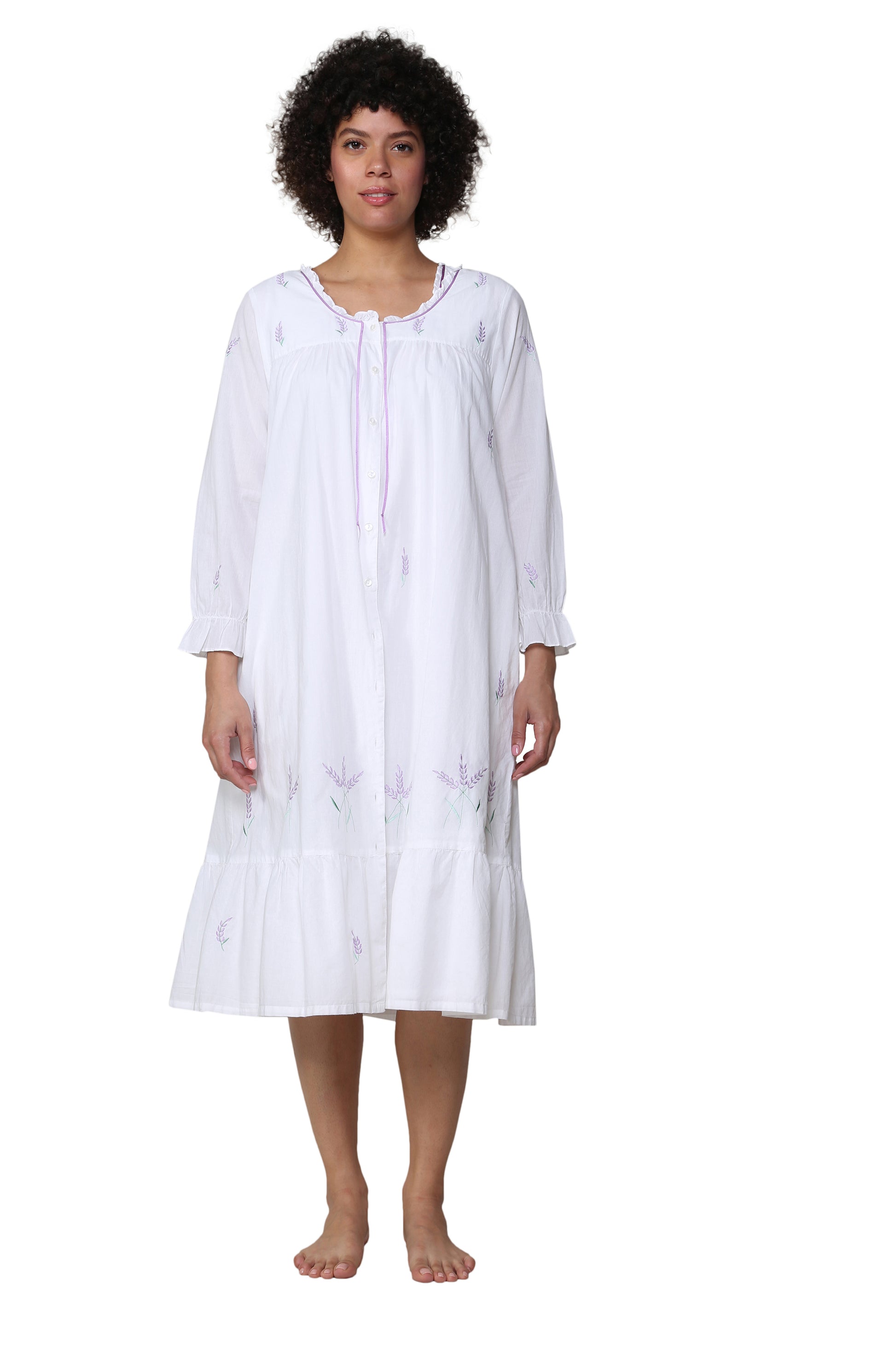 Scoop Neck Embroidered Robe - La Cera