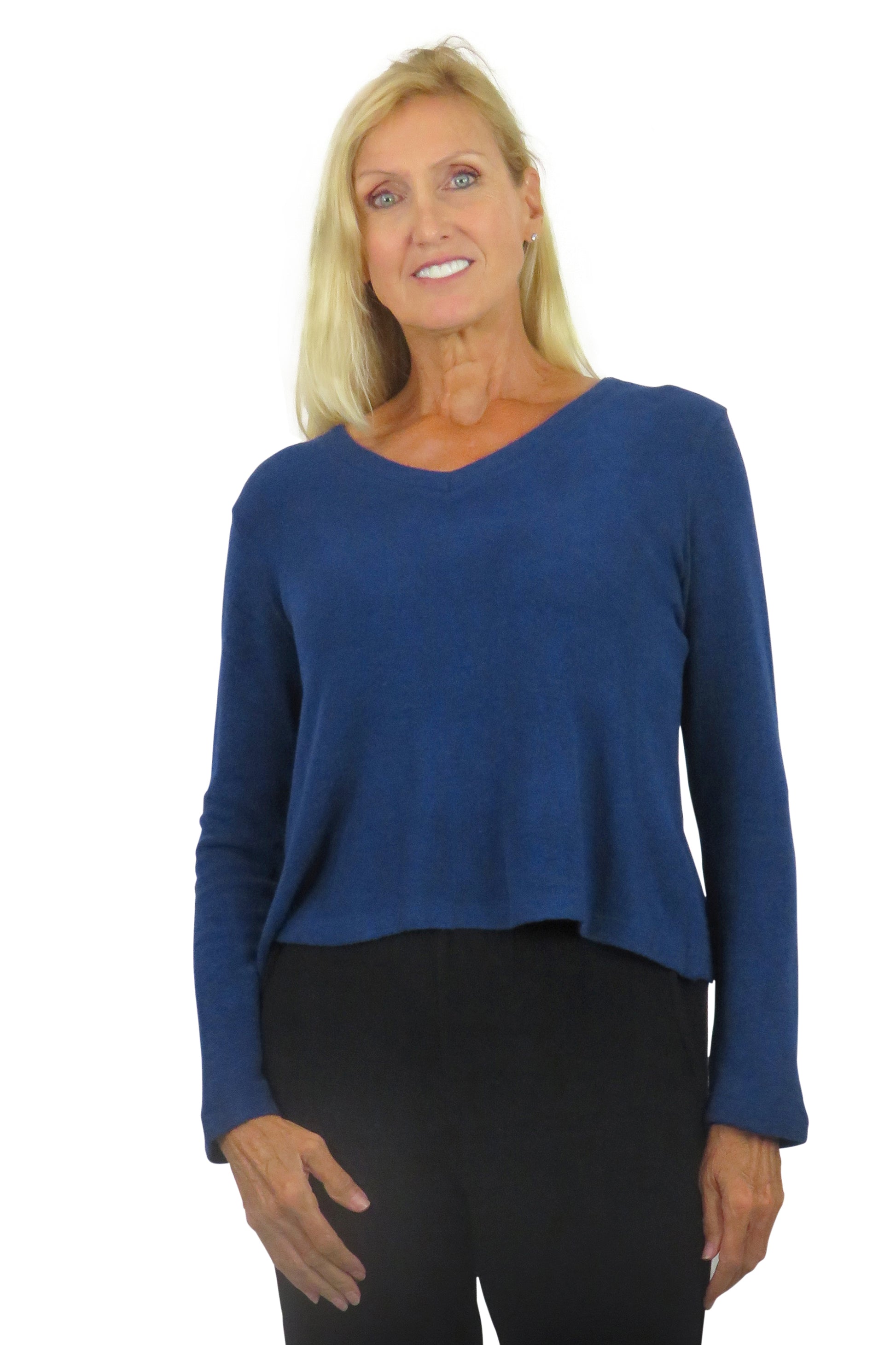 V-Neck Comfort Collection Long Sleeve Top - La Cera