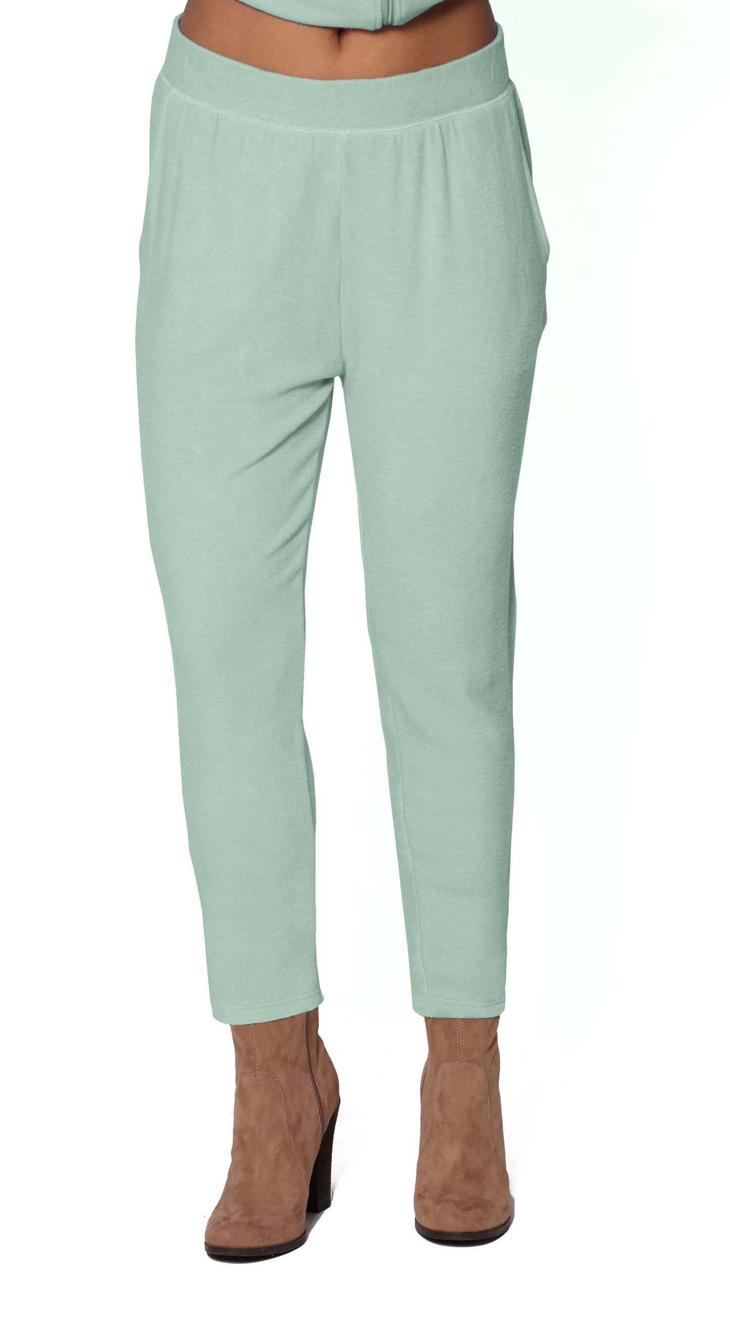 The Comfort Collection Capri Pant - La Cera
